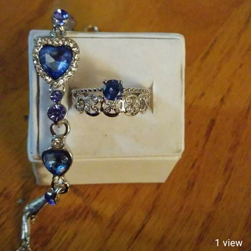 New blue topaz set